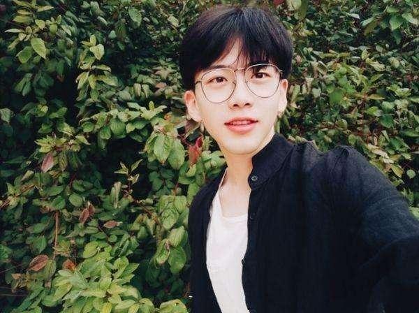 潇洒娱乐吃瓜者微博,揭秘吃瓜者的微博世界